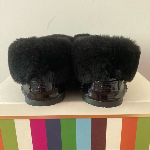 Coach Signature Arleen Jacquard Sherpa Moccasin Slippers - Picture 5 of 11